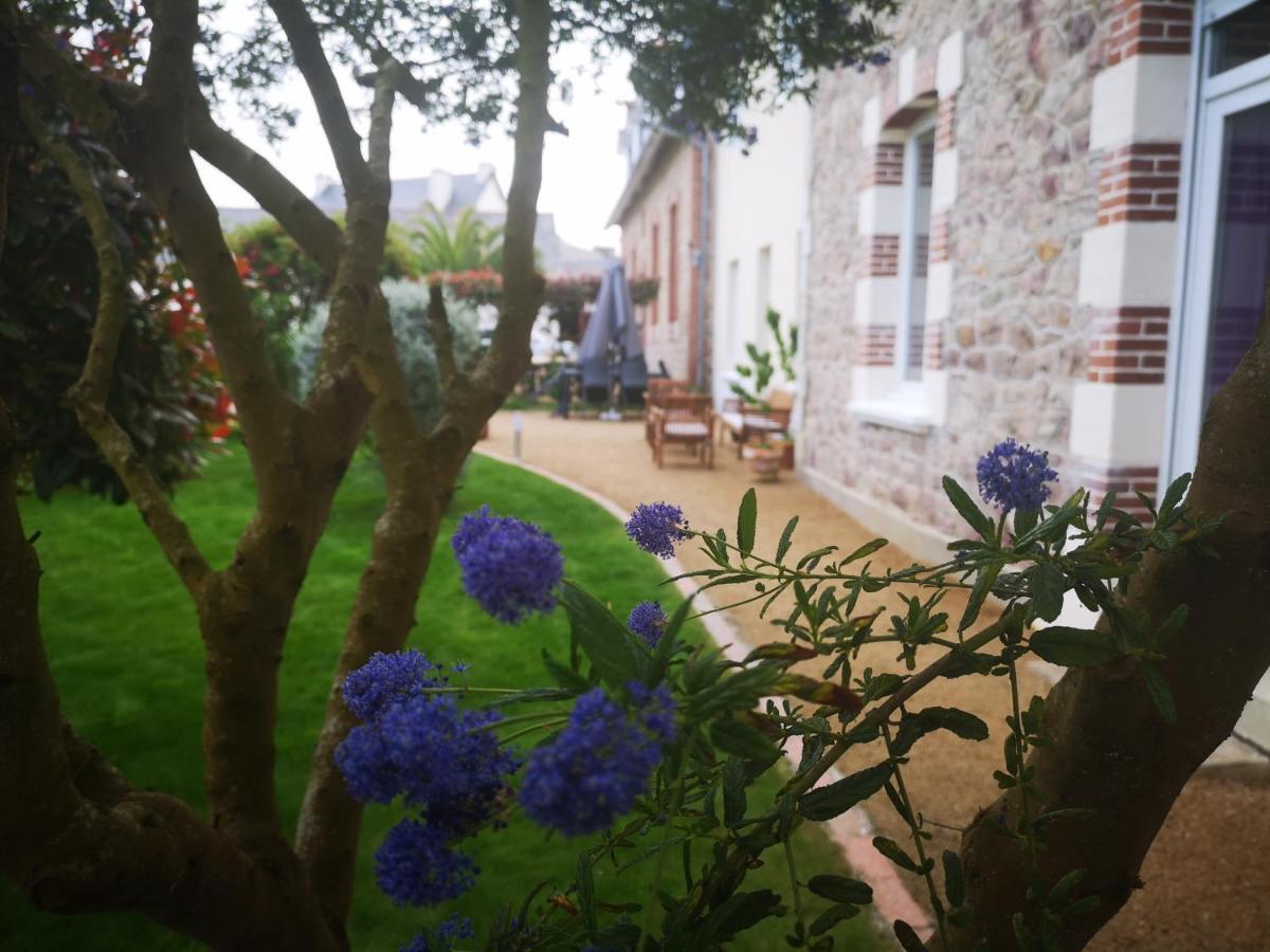 Chambres D'Hotes "Le Clos De La Baie" パンポル エクステリア 写真